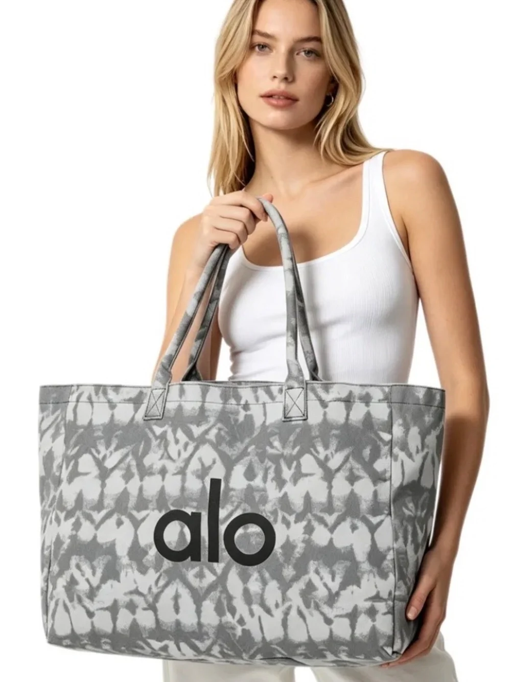 ALO Yoga chic versatile